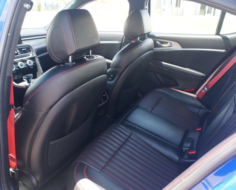 2023 Genesis G70 2.0T