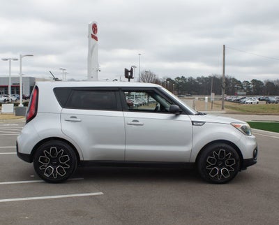 2018 Kia Soul Base