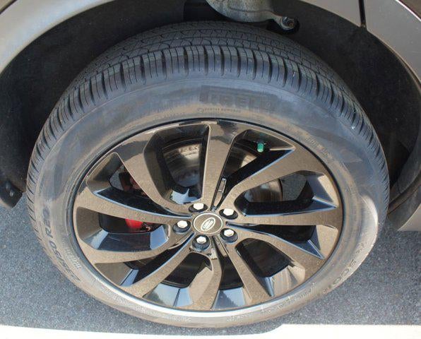 2023 Land Rover Discovery Sport SE