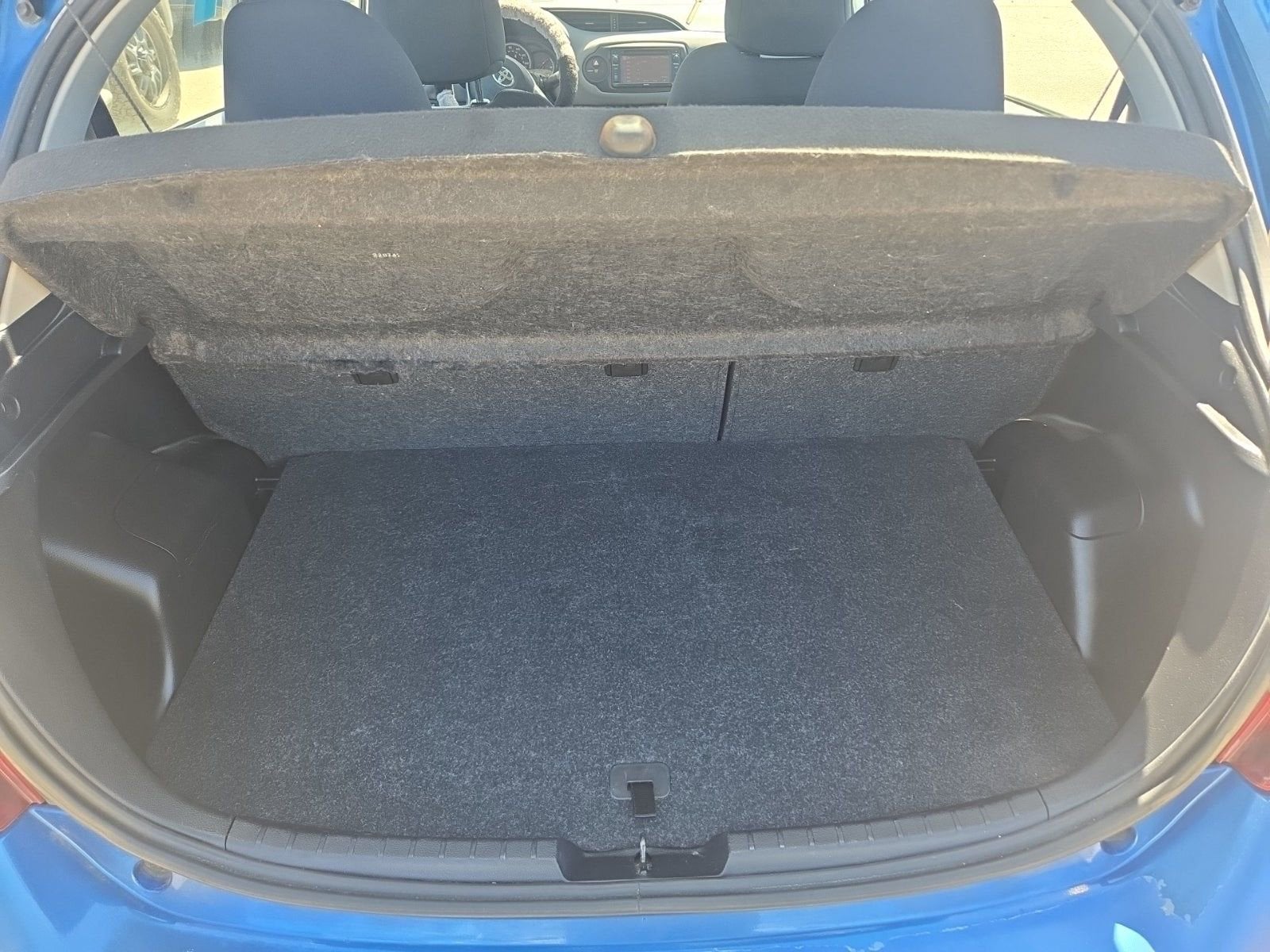 2015 Toyota Yaris LE