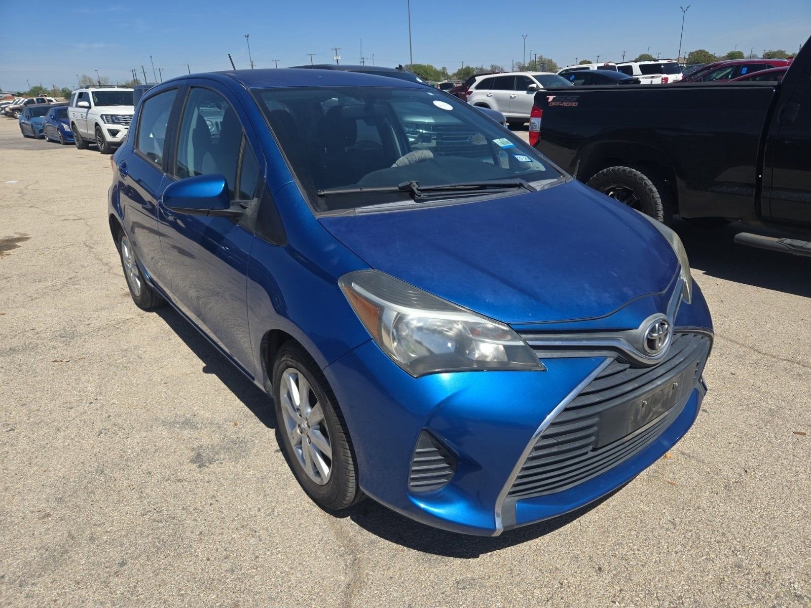 2015 Toyota Yaris LE