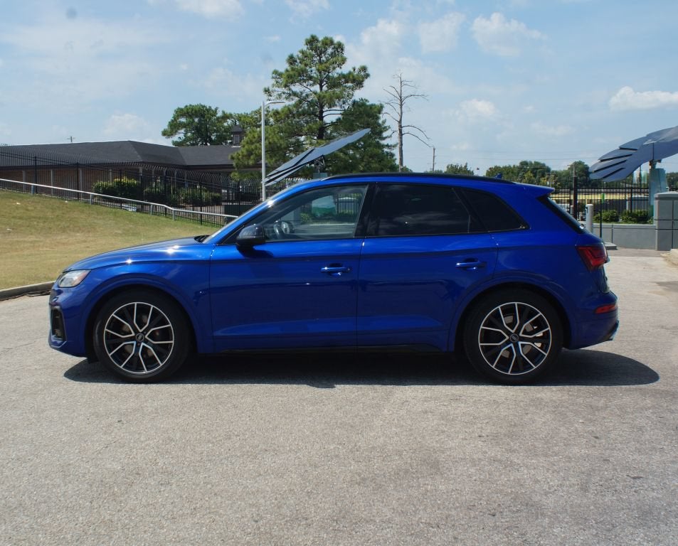 2022 Audi SQ5 Premium Plus