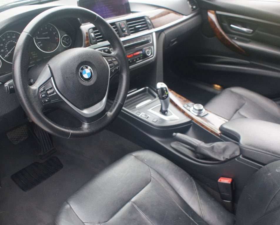 2013 BMW 3 Series 328i