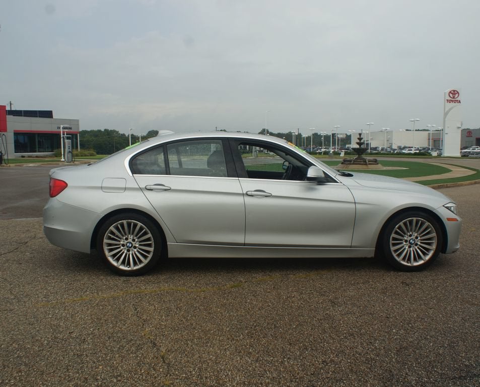 2013 BMW 3 Series 328i