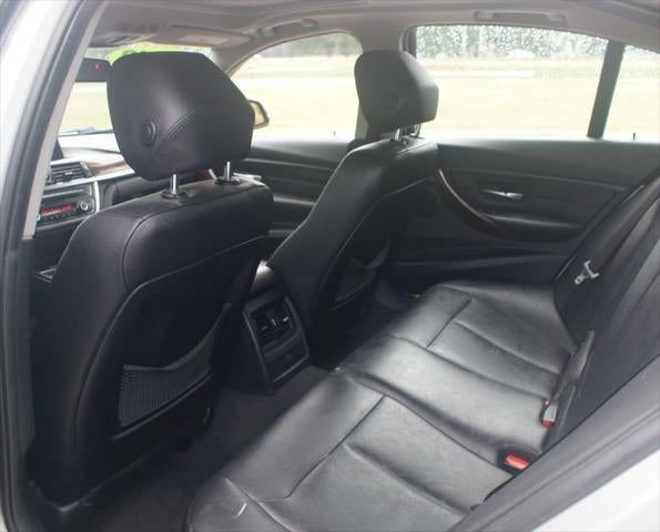 2013 BMW 3 Series 328i