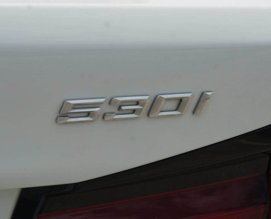 2022 BMW 5 Series 530i