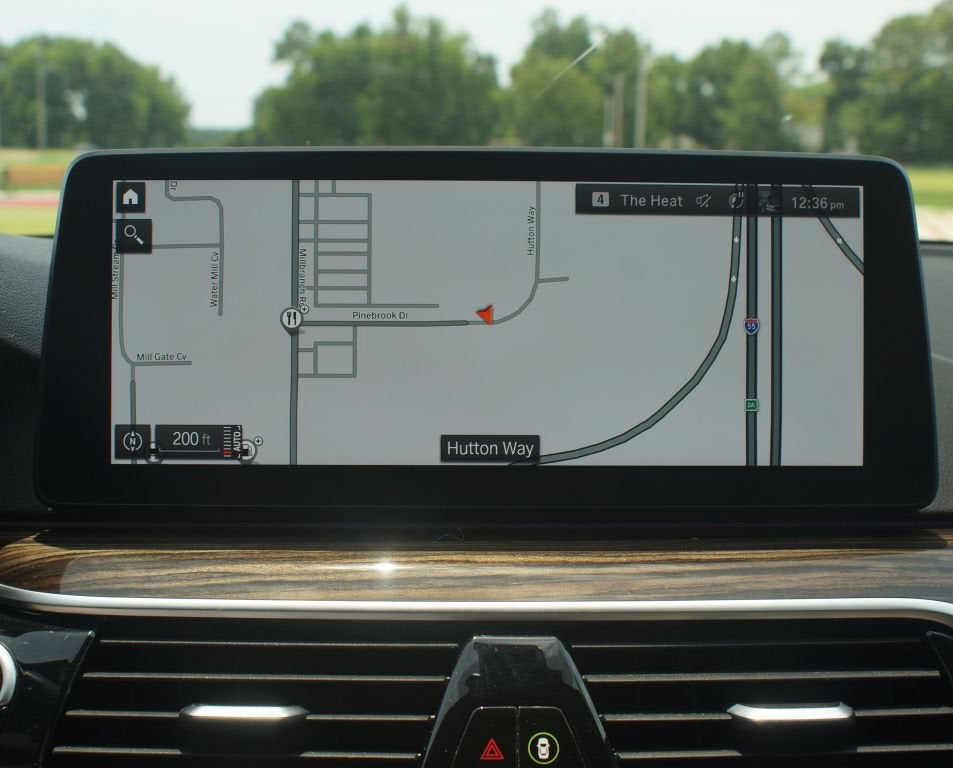 2022 BMW 5 Series 530i