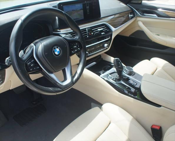 2022 BMW 5 Series 530i