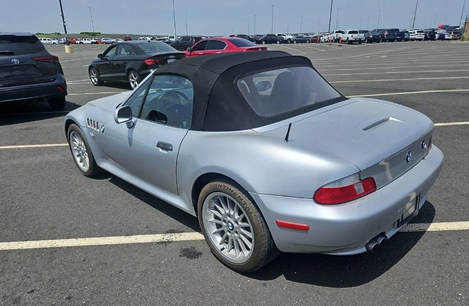 2001 BMW Z3 3.0i
