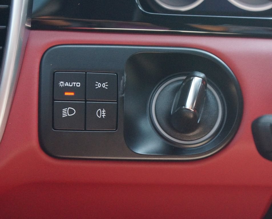 2023 Porsche Cayenne Base