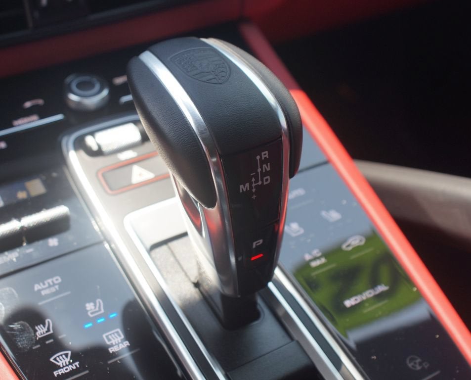 2023 Porsche Cayenne Base