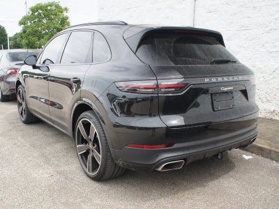 2023 Porsche Cayenne Base