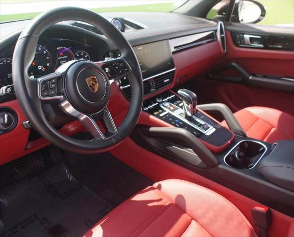 2023 Porsche Cayenne Base