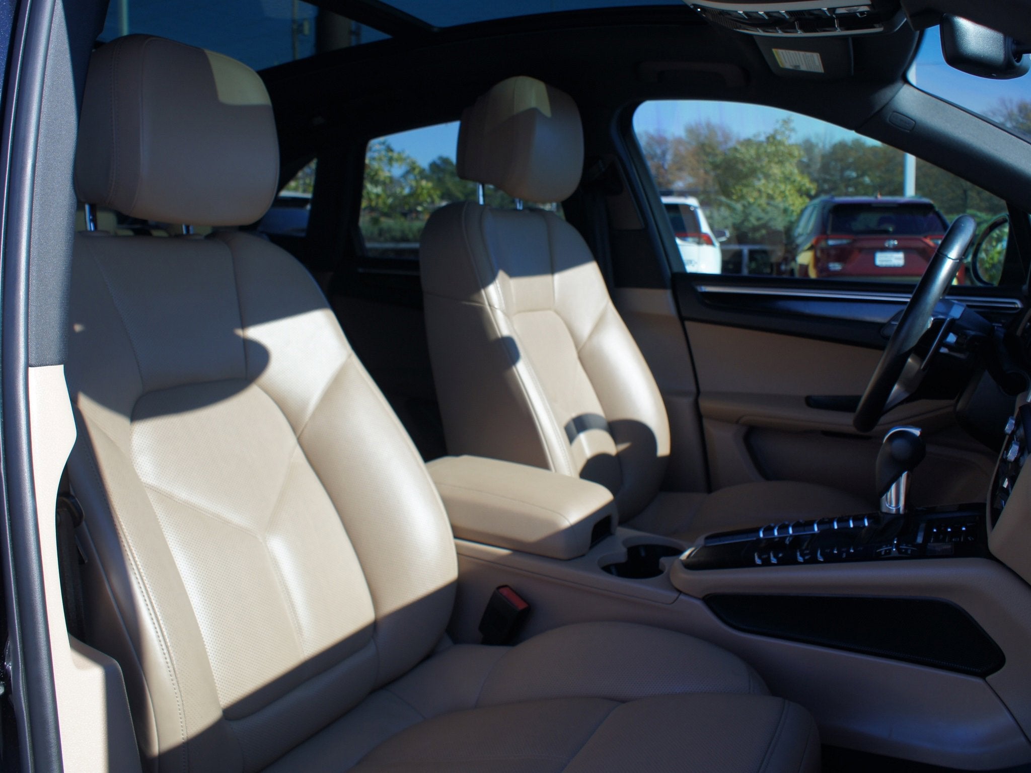 2021 Porsche Macan S