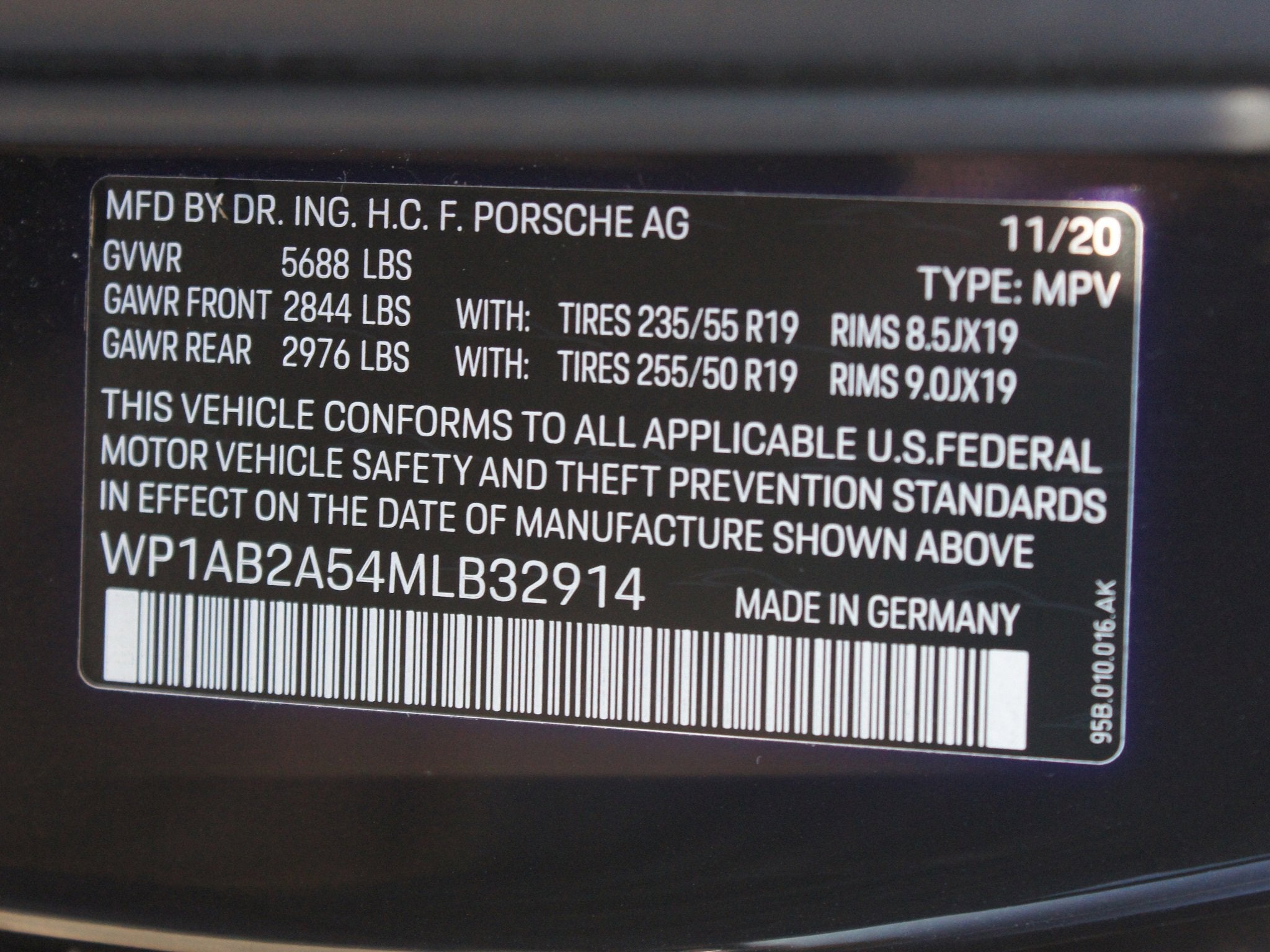 2021 Porsche Macan S