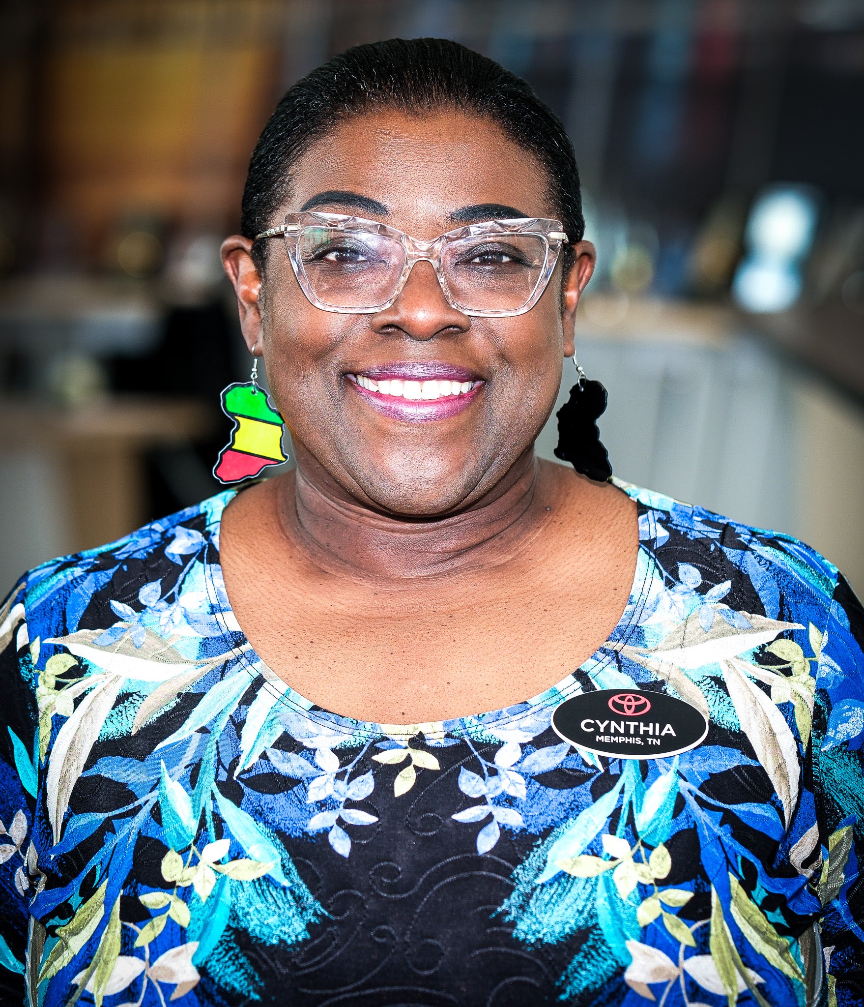 Cynthia Sledge 